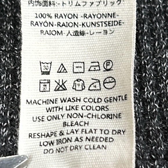 We the Free Free People gray waffle knit w/patchwork sleeves. Oversized Medium - Picture 13 of 16